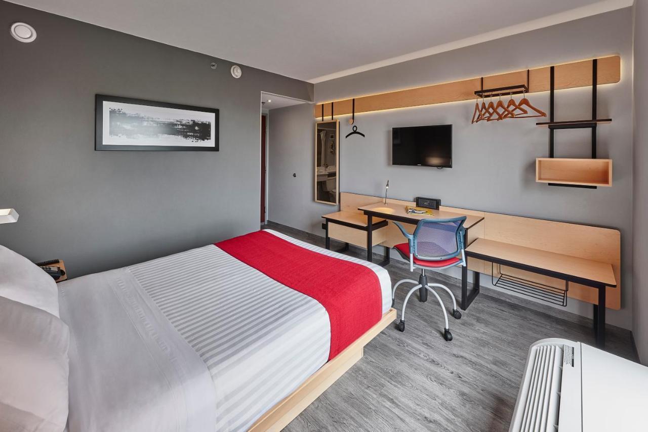 City Express By Marriott Irapuato Exteriör bild