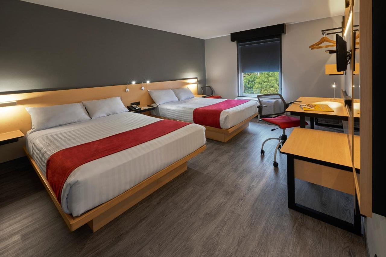 City Express By Marriott Irapuato Exteriör bild