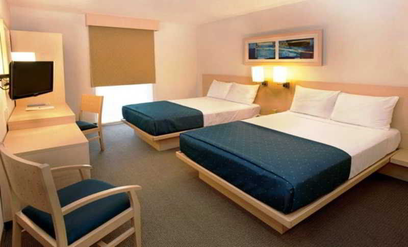 City Express By Marriott Irapuato Exteriör bild